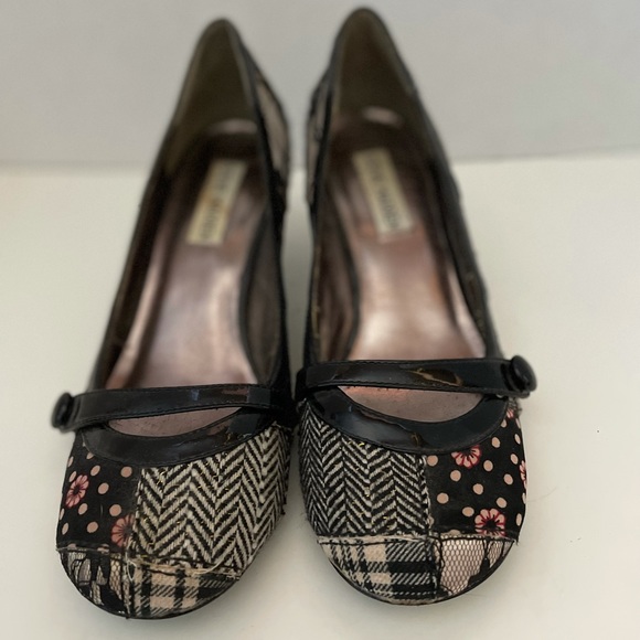 Steve Madden Black/Multicolor Patchwork Fabric Mary Jane Pump, 7.5, GUC. - Picture 2 of 6